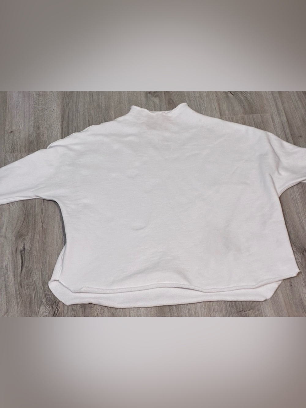 Frank & Eileen | Triple Fleece ‘Effie’ Caplet Sweatshirt Funnel Neck Women’s